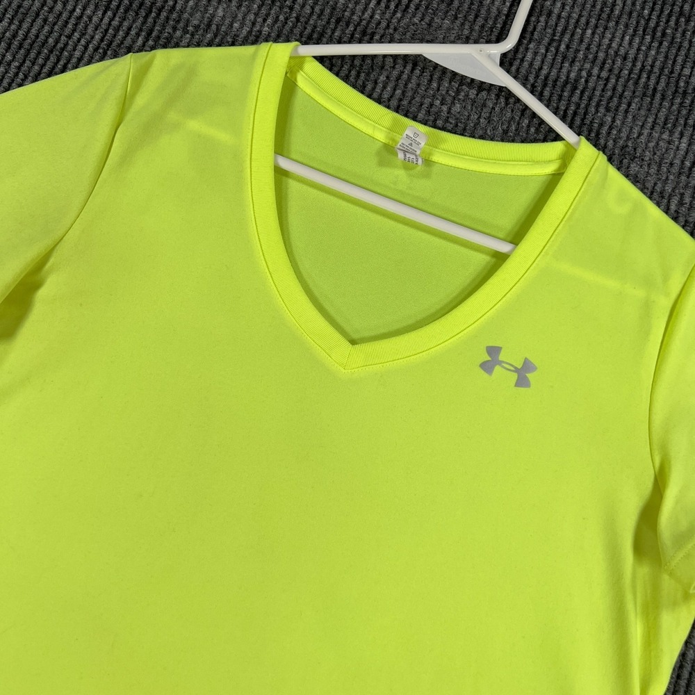 Under Armour HeatGear Shirt Womens Medium Yellow V Neck Short Sleeve Loose Runni